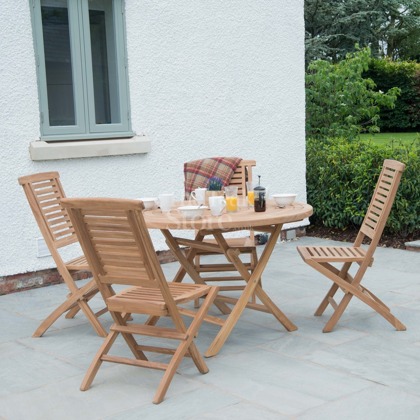 Folding garden fashion table and chairs uk